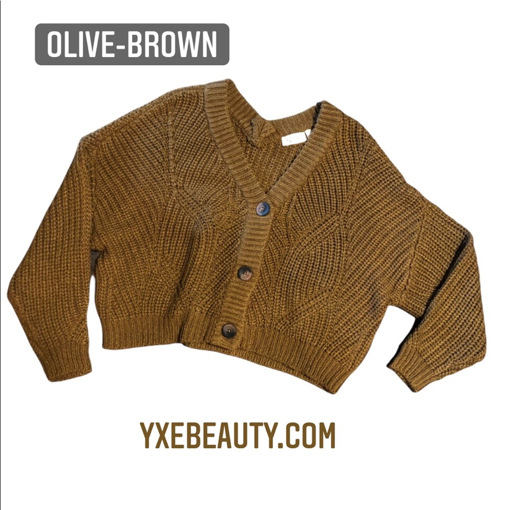 Crop knit sweater
